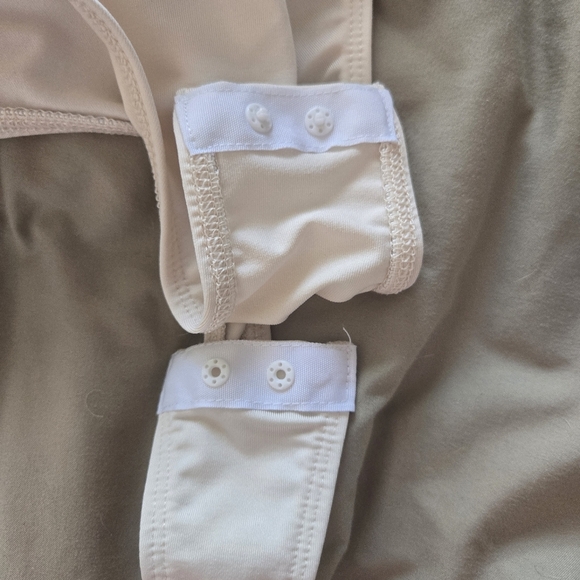 Miss Selfridge Cream One shoulder Bodysuit - Picture 3 of 3